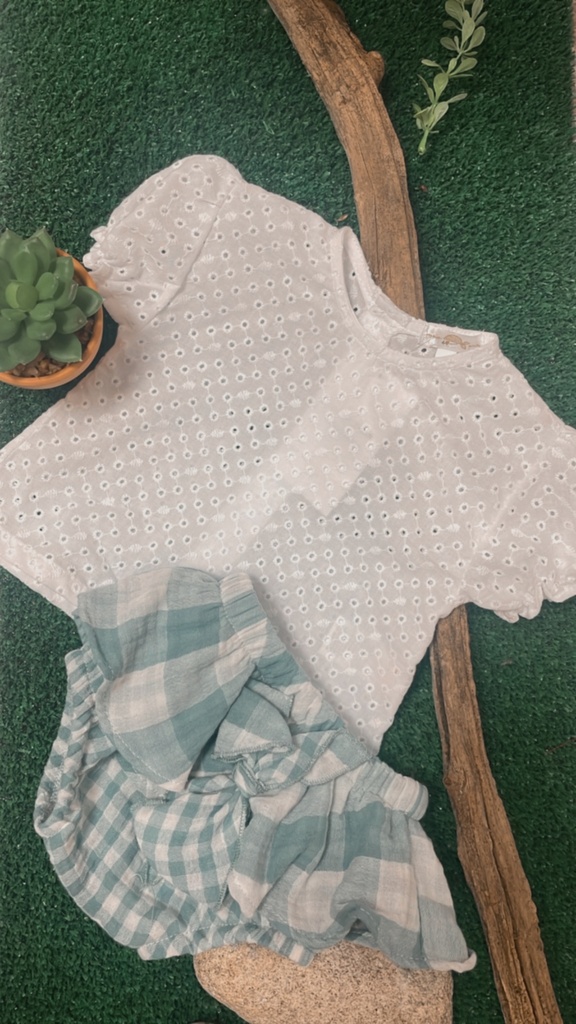 conjunto niña surf van